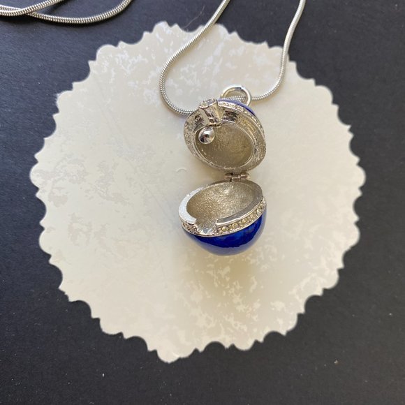 Vintage Blue Enamel and Rhinestone Egg Pendant - Picture 4 of 4